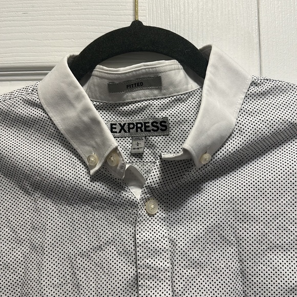 Express White Short Sleeve Polka Dot Button Up Size Large - Picture 1 of 4